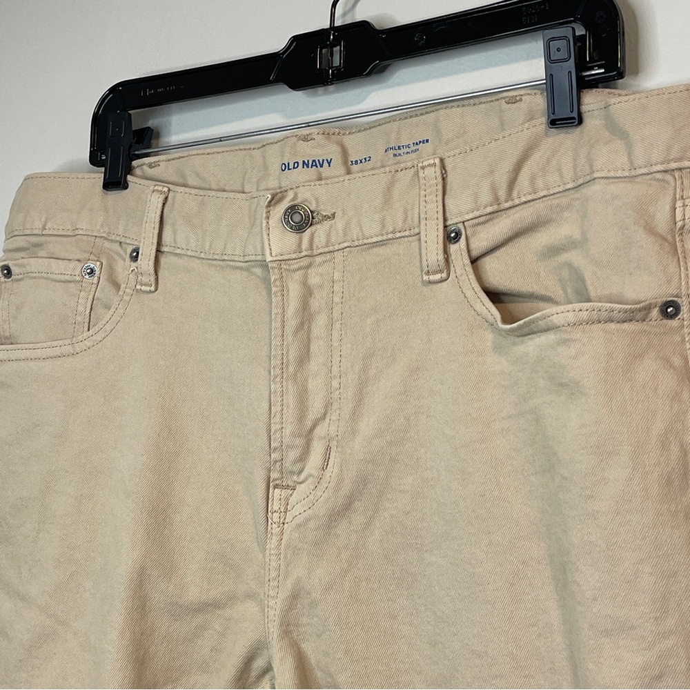 Old Navy Men's Tan Athletic Taper Jeans - Picture 2 of 6